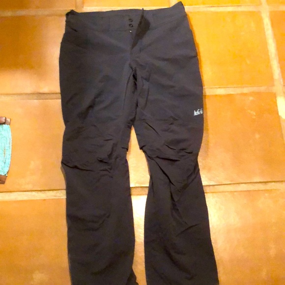 REI Pants & Jumpsuits Rei Outdoor 6 Petite Stretchy Cargo Pants Poshmark